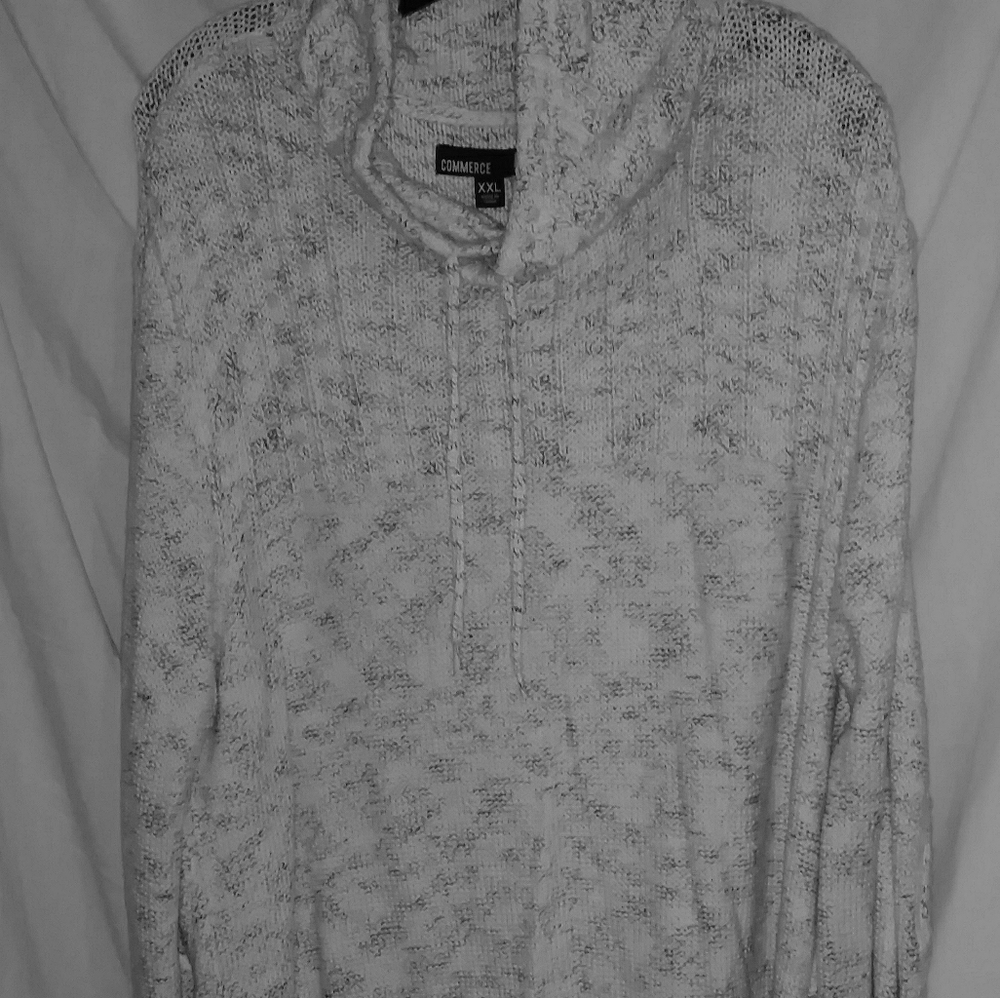 Men's white sweater gray pattern